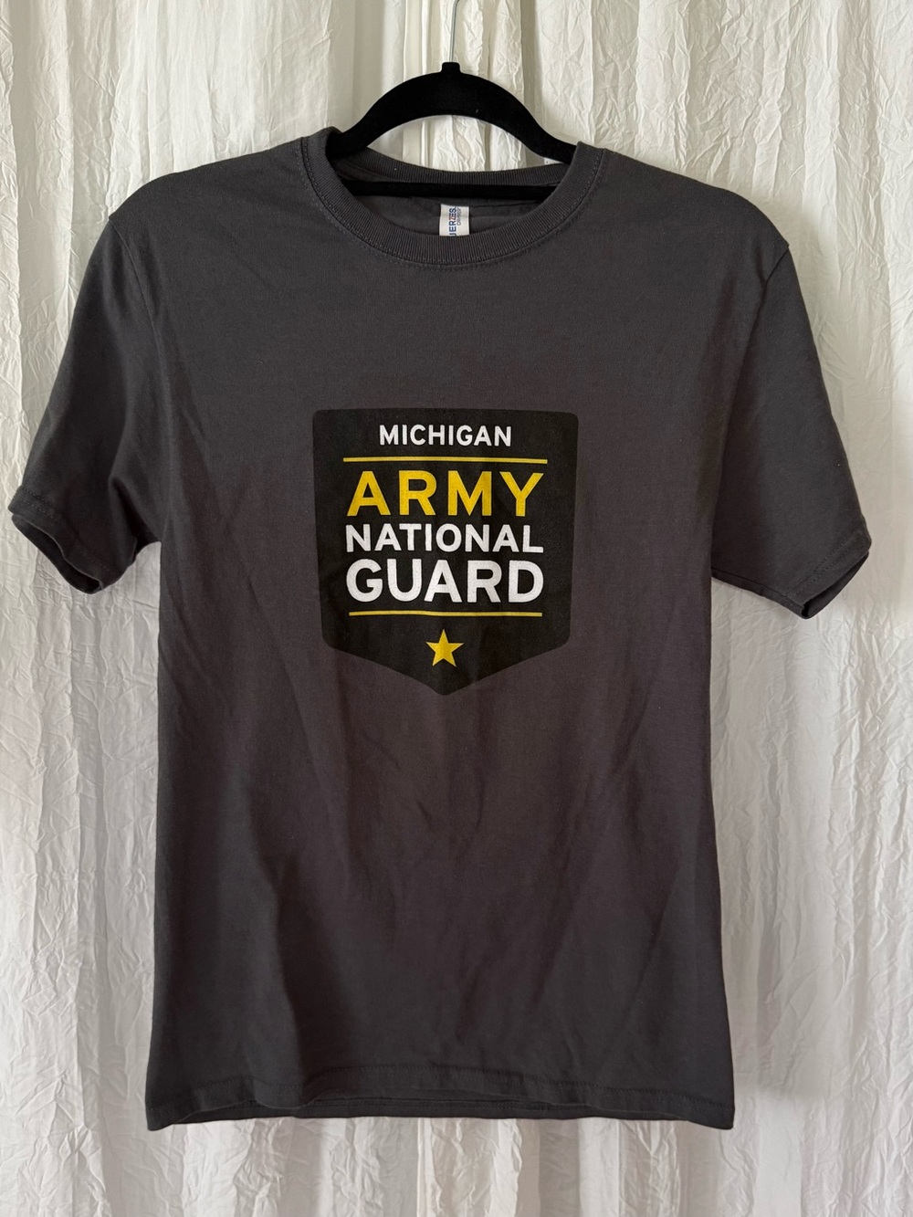 Women’s Jerzees Michigan Army National Guard Graphic Tee Charcoal, small